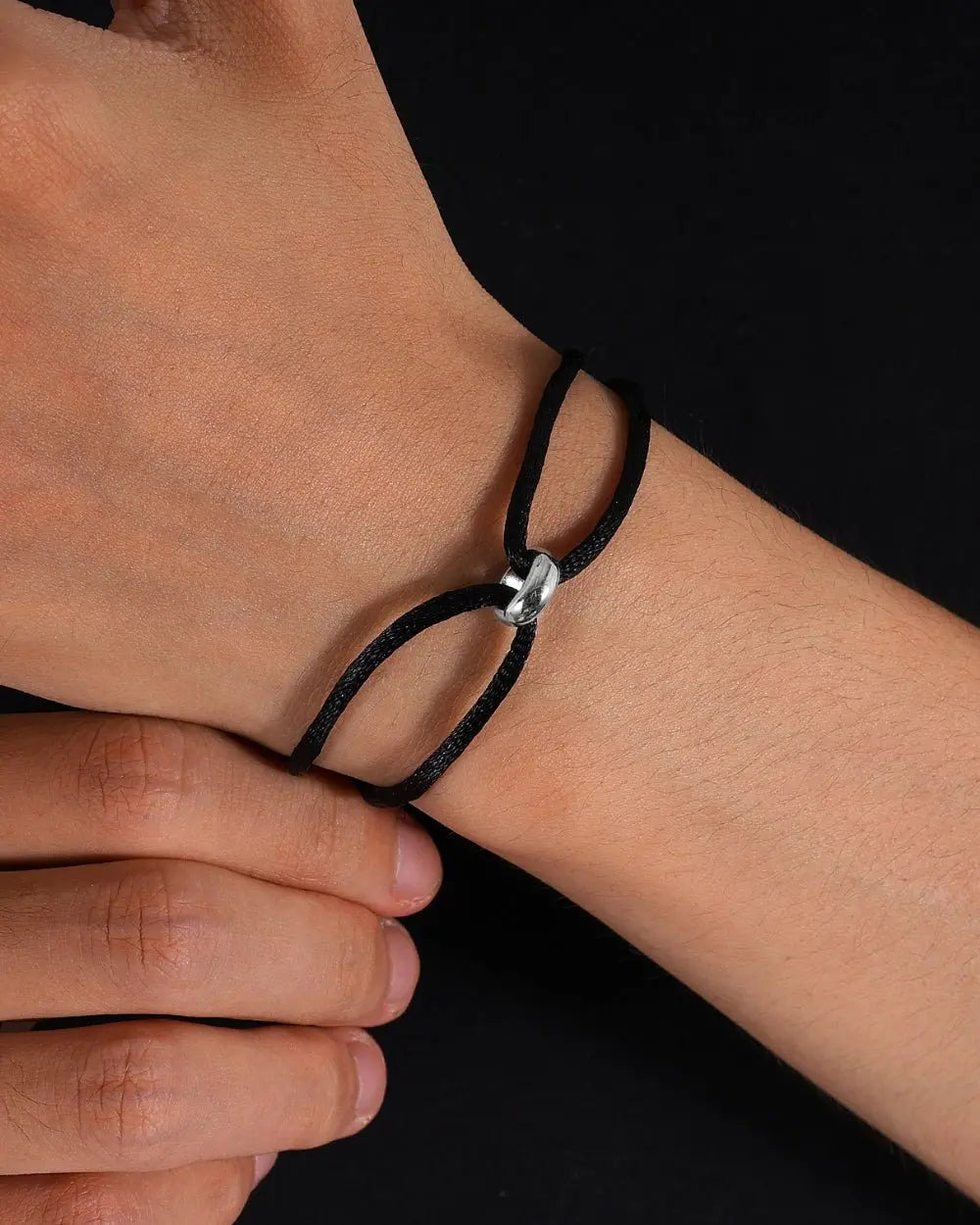 MINIMAL CORD BRACELET. - WHITE GOLD - Goodiefetch