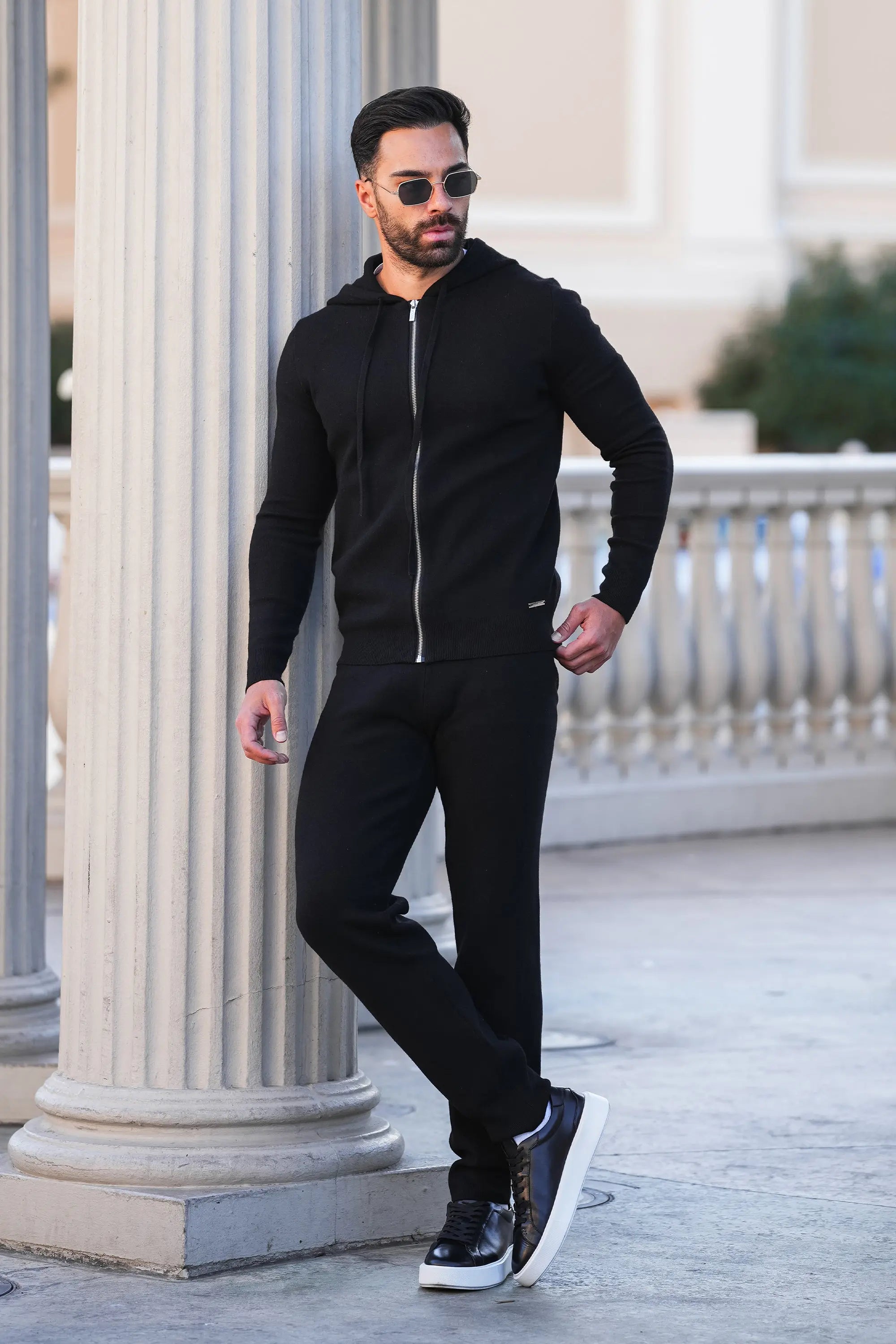 THE ELITE CASHMERE JOGGER Goodiefetch