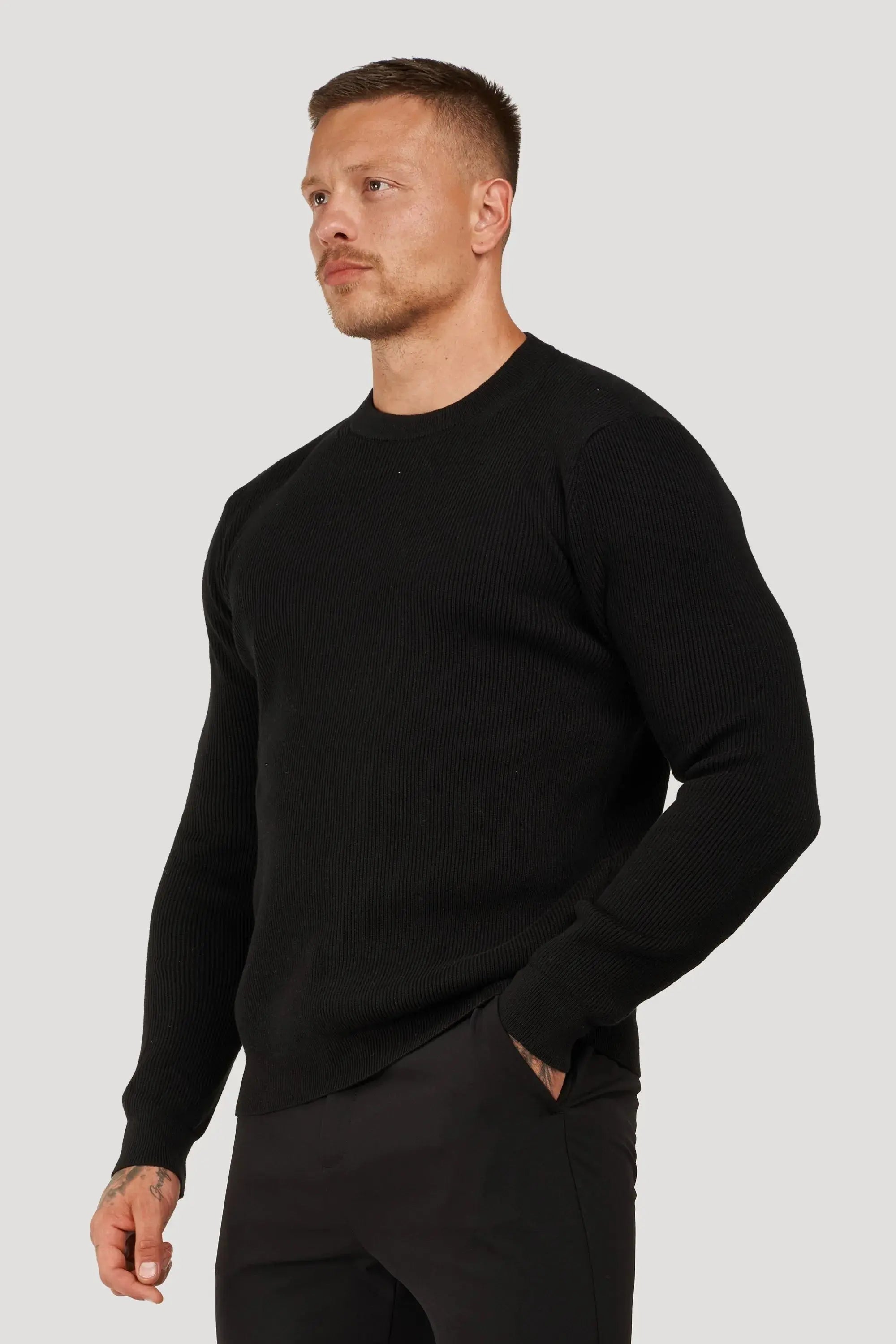 THE RENZO CREWNECK SWEATER Goodiefetch