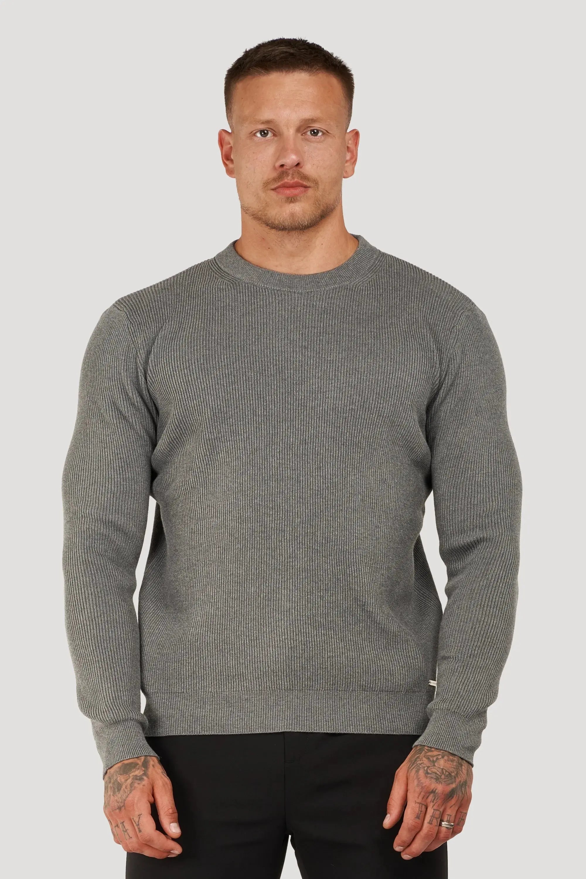 THE RENZO CREWNECK SWEATER Goodiefetch